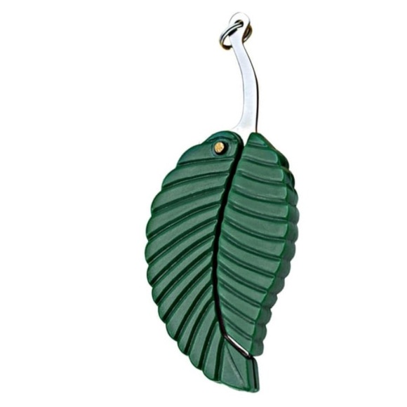 🍃NEW Self Defense Keychain Leaf Shape Protection Bag Charm Green Silver - Picture 11 of 11